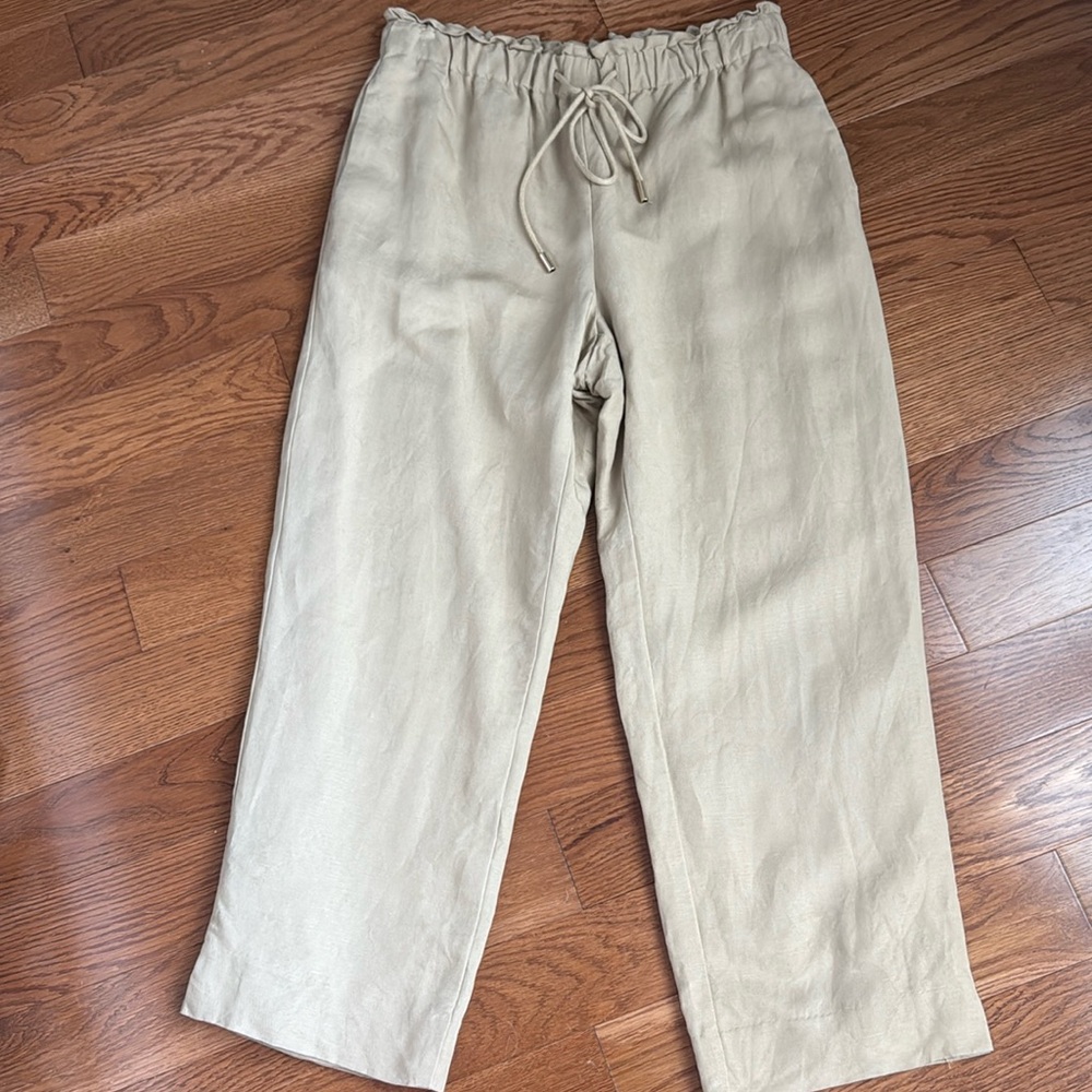 Ann Taylor Tan Cropped Pants